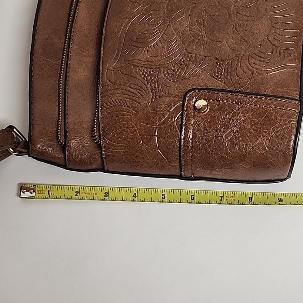 Elegant Brown Embossed Faux Leather Unisex Crossbody SaddleBag - Picture 7 of 9